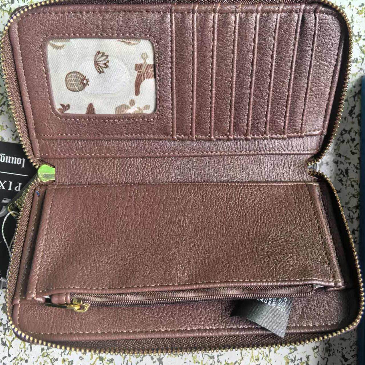 Portfel Loungefly Sheriff Styl – Travel Accessories Essentials recenzja i cena